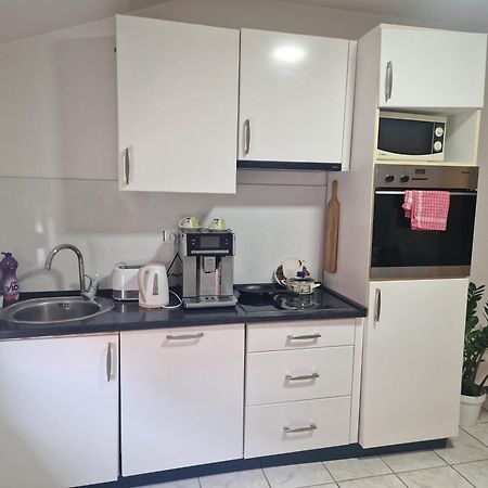Apartman Deluxe Чаплина Экстерьер фото