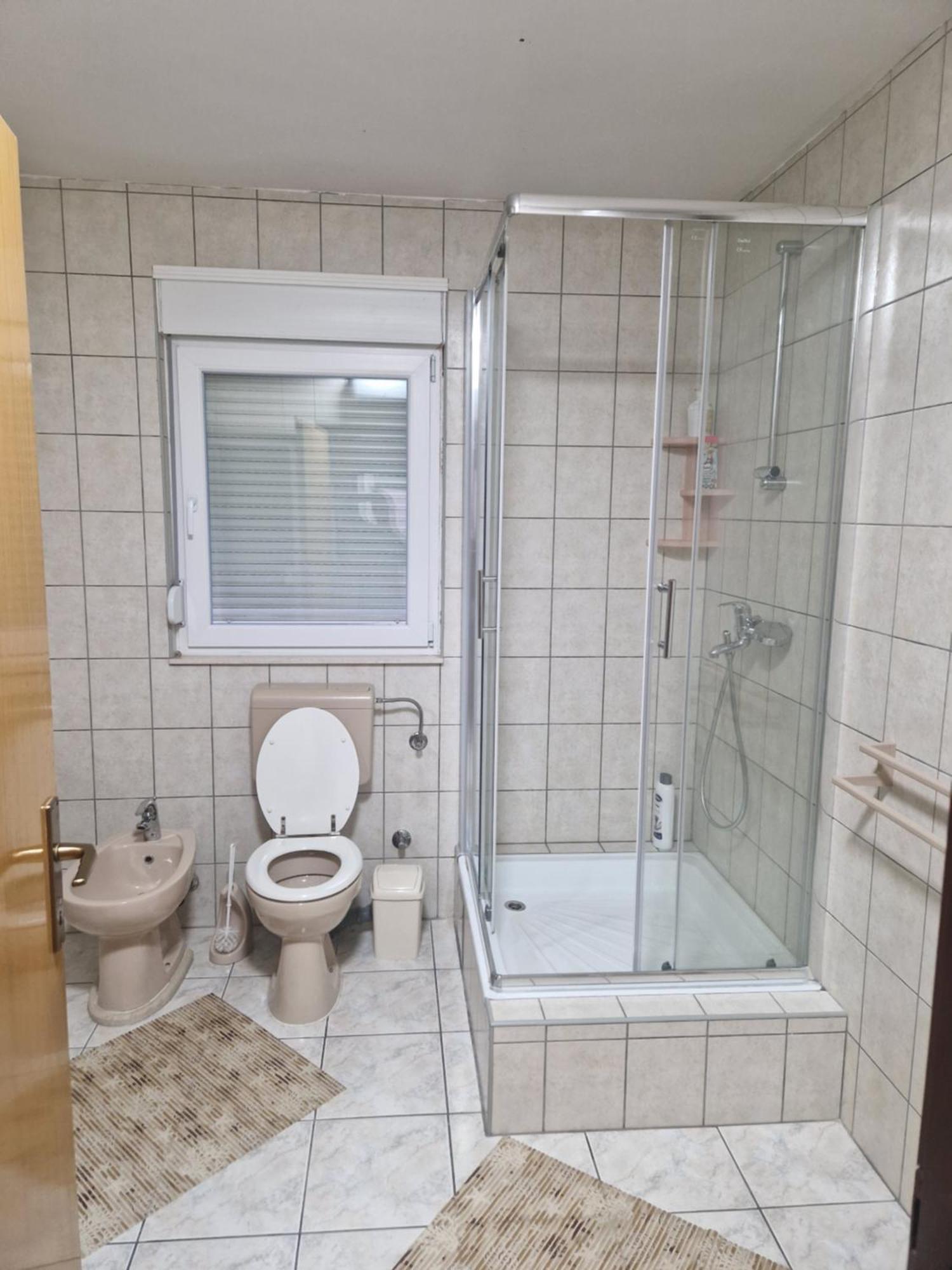 Apartman Deluxe Чаплина Экстерьер фото